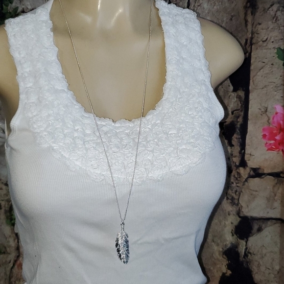 2 for 15 Paloma ellie Silver Feather Pendant Necklace - Picture 2 of 6